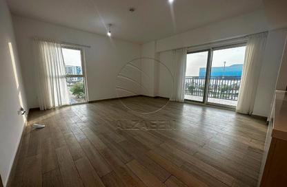 Apartment - 3 Bedrooms - 4 Bathrooms for rent in Waters Edge - Yas Island - Abu Dhabi