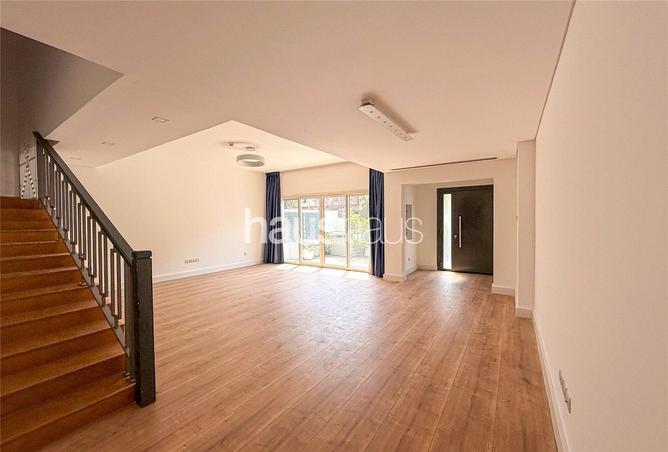 62056963 - Property Main Image