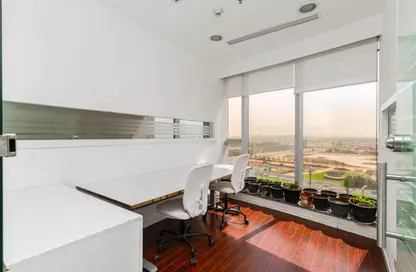 مكتب - غرفة نوم - 1 حمام للايجار في القلعة - الخليج التجاري - دبي