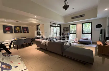 شقة - 2 غرف نوم - 3 حمامات للبيع في مسك 5 - المسك - دبي القديمة - وسط مدينة دبي - دبي