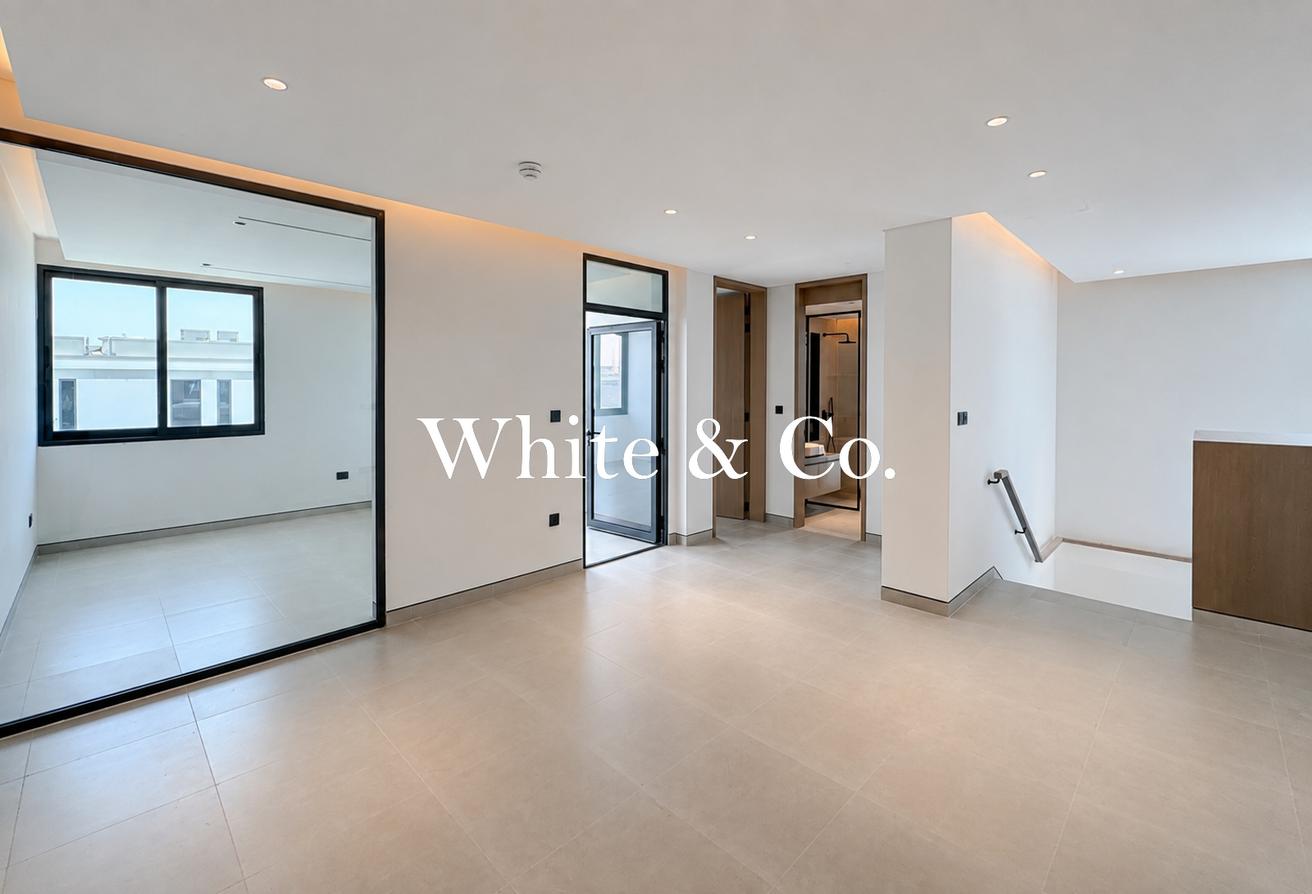 Corner Plot | Full Extension | Upgraded photo 8