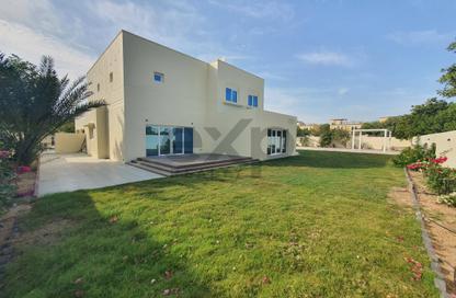 Villa - 5 Bedrooms - 7 Bathrooms for sale in Meadows 9 - Meadows - Dubai Villa - 5 Bedrooms - 7 Bathrooms for sale in Meadows 9 - Meadows - Dubai