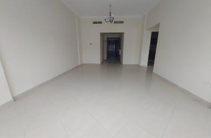Apartment - 1 - 2 for rent in Fire Station Road - Muwaileh - Sharjah