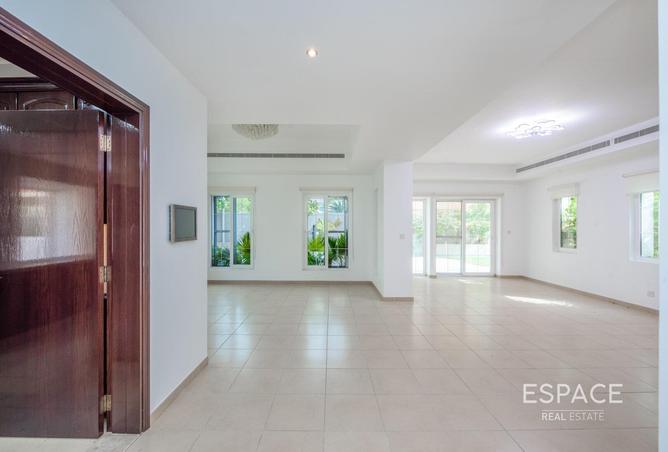 65172261 - Property Image 3