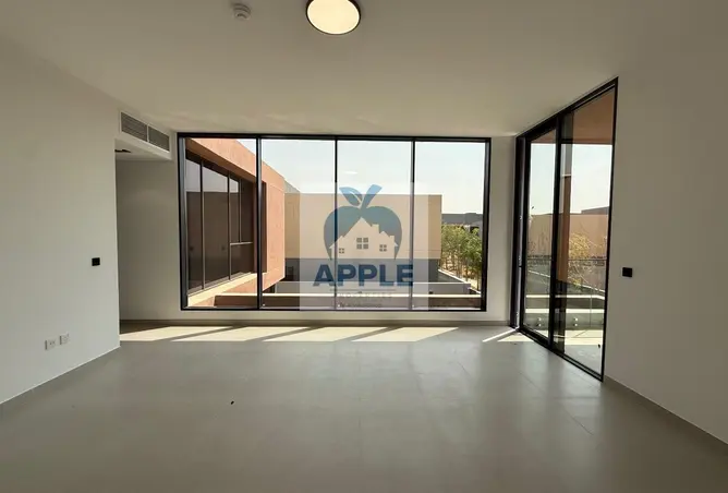155576304 - Property Image 3