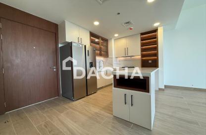 Apartment - 2 Bedrooms - 2 Bathrooms for sale in Holland Gardens - Town Square - Dubai