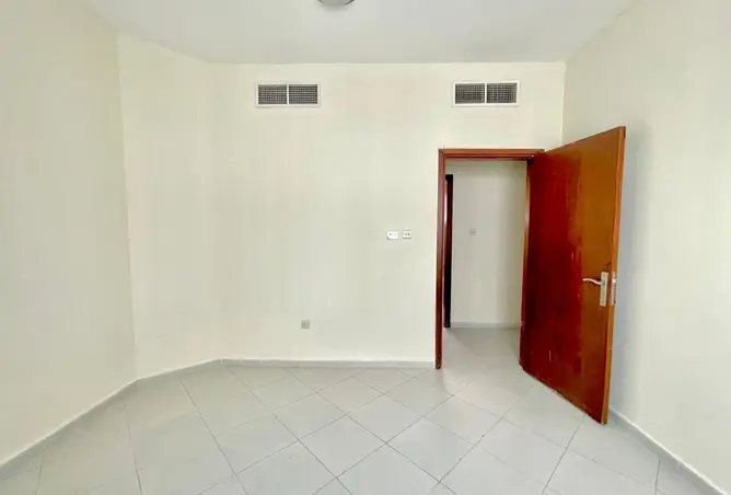 126119761 - Property Image 3
