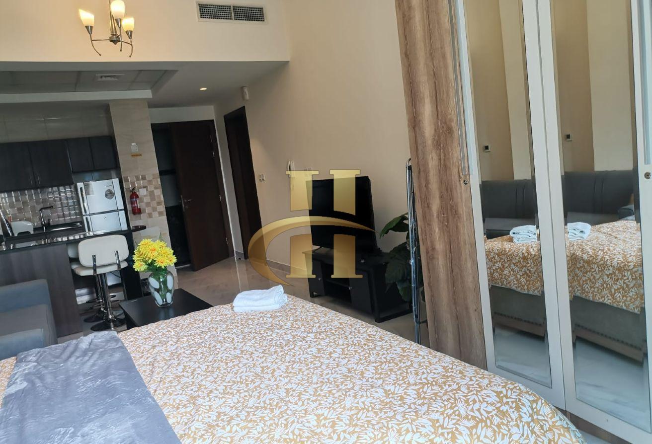 Fully Furnished | Ready to Move | With Balcony photo 9