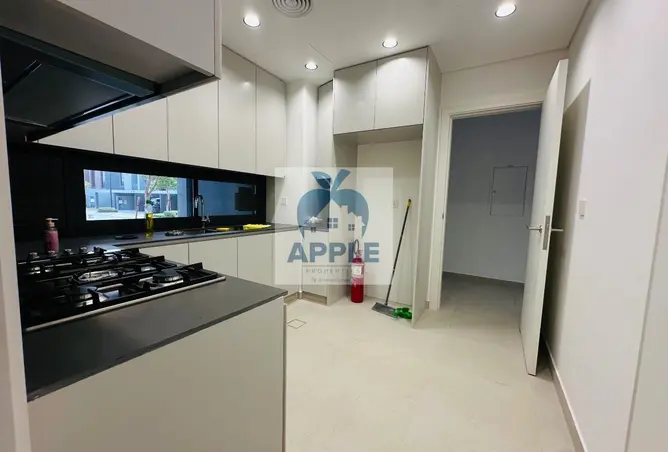 105542427 - Property Image 3