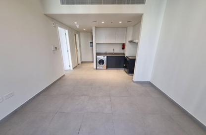 Apartment - 1 Bedroom - 2 Bathrooms for rent in The Link - East Village - Aljada - Sharjah