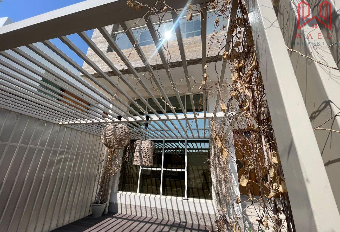 Modern 6BR Villa|Private Pool and Garden|Elevator photo 3