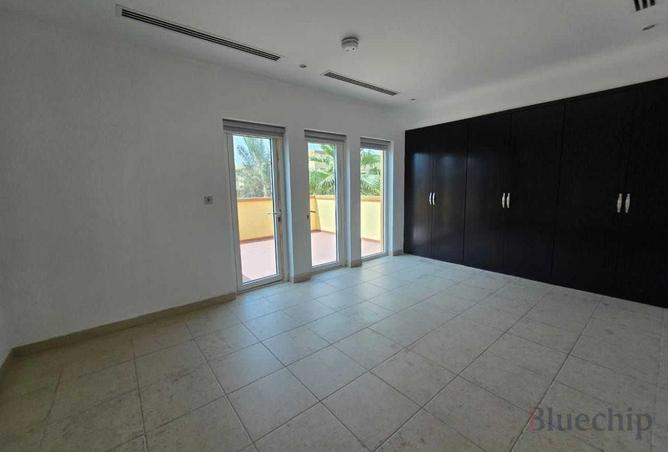 90909049 - Property Image 2