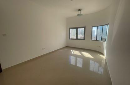 Apartment - 3 Bedrooms - 3 Bathrooms for rent in New Al Taawun Road - Al Taawun - Sharjah