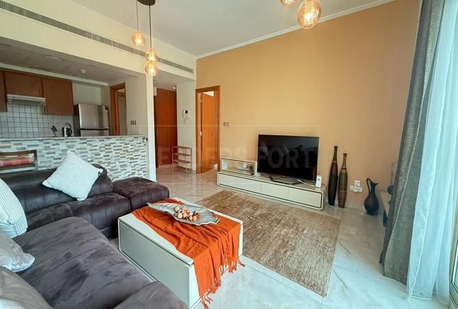 100854530 - Property Image 2