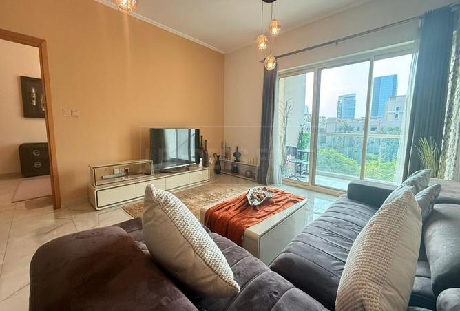 100854530 - Property Main Image