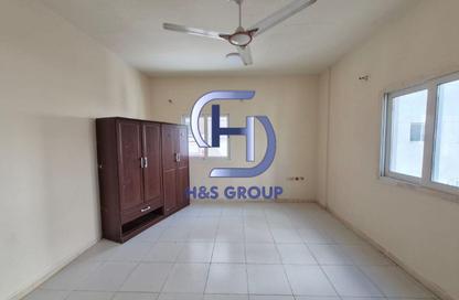 Apartment - Studio - 1 Bathroom for rent in Muwailih Building - Muwaileh - Sharjah