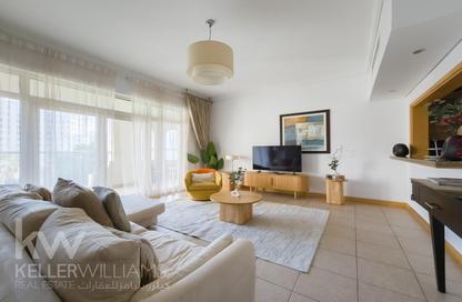 Apartment - 2 Bedrooms - 3 Bathrooms for rent in Al Nabat - Shoreline Apartments - Palm Jumeirah - Dubai