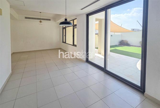 74171451 - Property Image 2