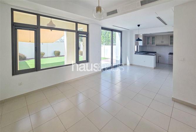 74171451 - Property Image 3