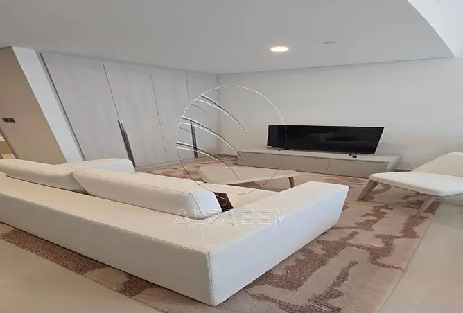 151914930 - Property Image 3