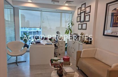 Office Space - Studio - 1 Bathroom for rent in The Burlington - Business Bay - Dubai