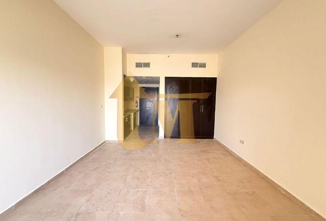 82353322 - Property Main Image