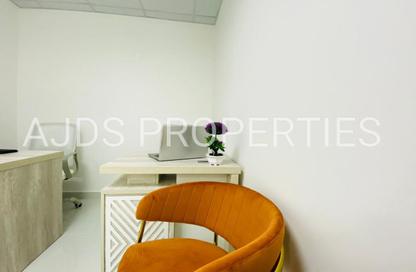 Office Space - Studio - 1 Bathroom for rent in Silver Home Building - Hor Al Anz - Deira - Dubai