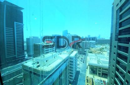 Apartment - 3 Bedrooms - 4 Bathrooms for rent in Al Sawari Tower - Al Khalidiya - Abu Dhabi