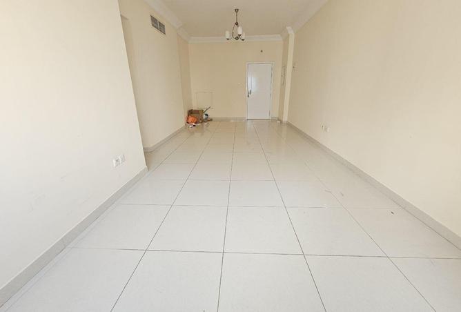 54392967 - صورة العقار 3