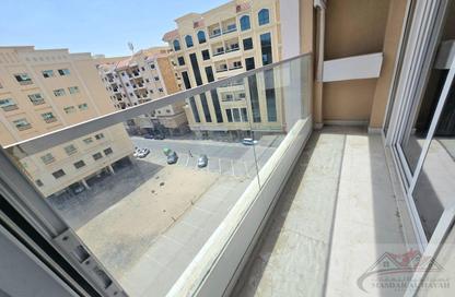 Apartment - 1 Bedroom - 2 Bathrooms for rent in Muwaileh 29 Building - Muwaileh - Sharjah