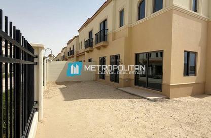 Townhouse - 3 Bedrooms - 4 Bathrooms for sale in Bloom Living - Zayed City (Khalifa City C) - Khalifa City - Abu Dhabi