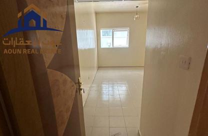 Apartment - 1 Bedroom - 1 Bathroom for rent in Al Qulaya'ah - Al Sharq - Sharjah