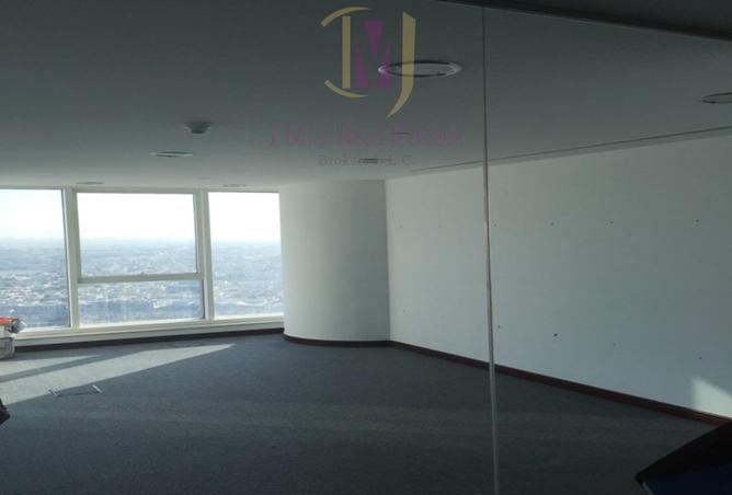 82803725 - Property Image 3