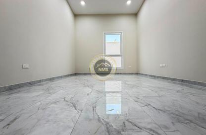 Apartment - 2 Bedrooms - 2 Bathrooms for rent in Al Mushrif - Abu Dhabi