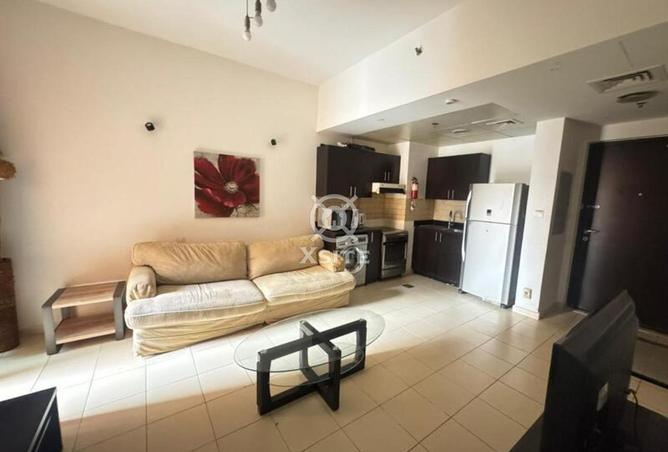 Fully Furnished | Cozy 1 BR | 12 Cheques
