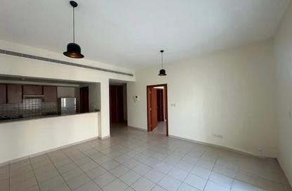 Apartment - 1 - 1 for rent in Al Thayyal 2 - Al Thayyal - Greens - Dubai Apartment - 1 - 1 for rent in Al Thayyal 2 - Al Thayyal - Greens - Dubai
