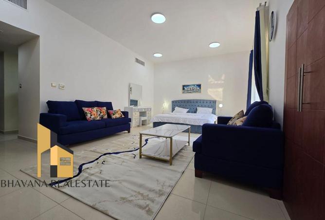 67431320 - Property Image 2