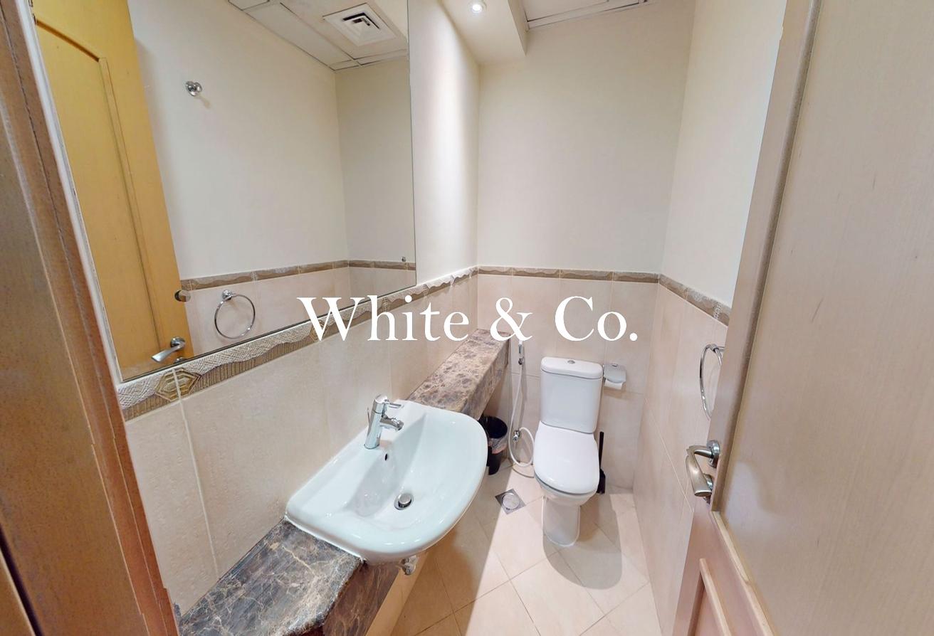 Furnished 1BR | Large Balcony | By Metro photo 10