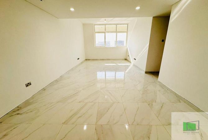 16003714 - صورة العقار 3