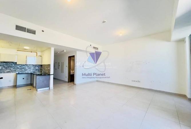 93151804 - Property Image 3