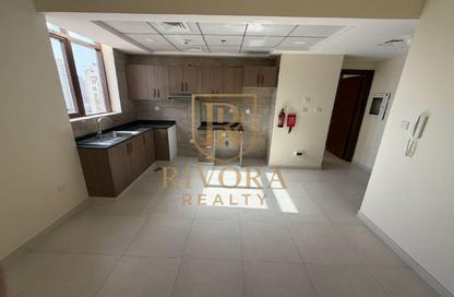 Apartment - 1 - 2 for rent in Rose Building - Al Jaddaf - Dubai Apartment - 1 - 2 for rent in Rose Building - Al Jaddaf - Dubai