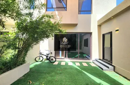 Townhouse - 3 Bedrooms - 5 Bathrooms for rent in Nasma Residence - Al Tai - Sharjah
