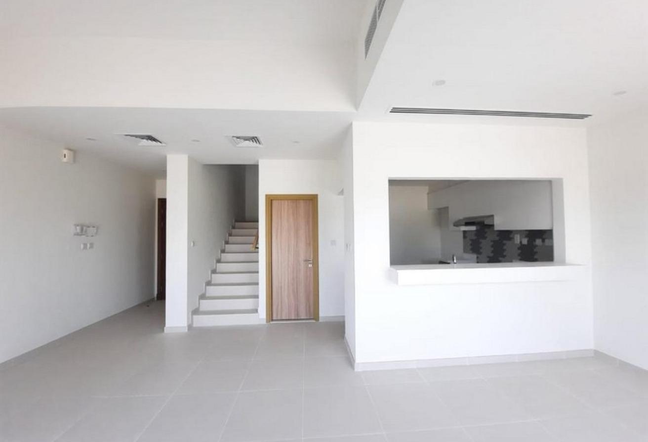 Vacant by July | Premium Unit | With Maids photo 5