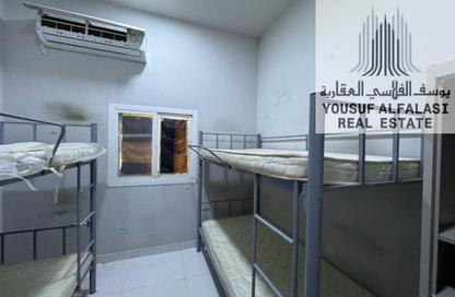 Labor Camp - Studio - 7+ Bathrooms for rent in Umm Dir - Umm Al Quwain Labor Camp - Studio - 7+ Bathrooms for rent in Umm Dir - Umm Al Quwain