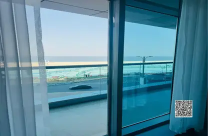 Apartment - 1 Bedroom - 2 Bathrooms for rent in Ajman Corniche Residences - Ajman Corniche Road - Ajman