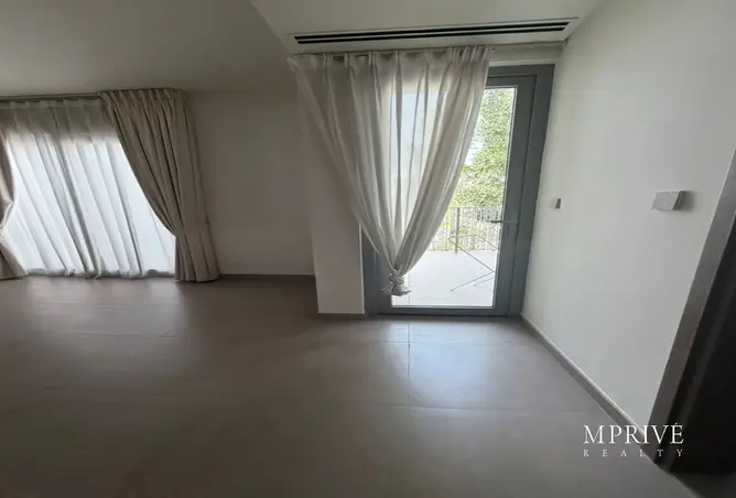 156925643 - Property Image 2