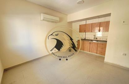 Apartment - Studio - 1 for rent in Fire Station Road - Muwaileh - Sharjah Apartment - Studio - 1 for rent in Fire Station Road - Muwaileh - Sharjah