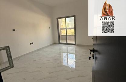 عمارة بالكامل - 3 غرف نوم - 3 حمامات للبيع في أورينت تاور 1 - أورينت تاور - البستان - عجمان