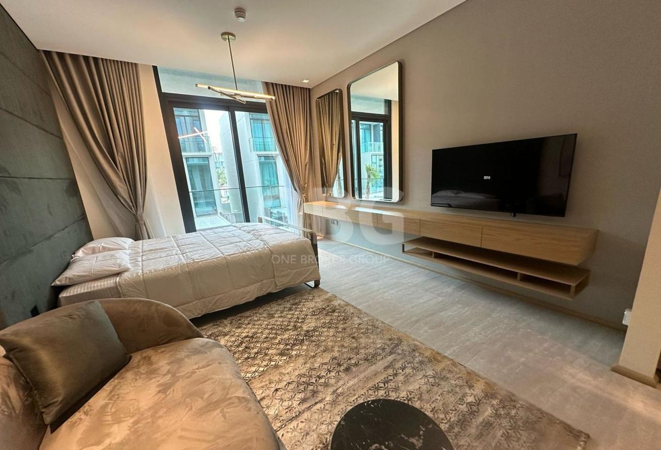 Fully Furnished | Smart Home System | Vacant photo 4