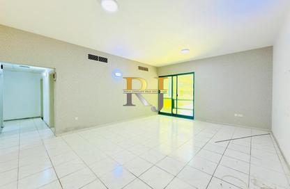 Apartment - 2 Bedrooms - 3 Bathrooms for rent in Mankhool Building - Al Mankhool - Bur Dubai - Dubai